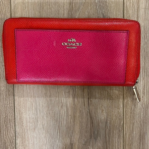 Coach Leather Wallet ❤️💗 - Picture 1 of 6